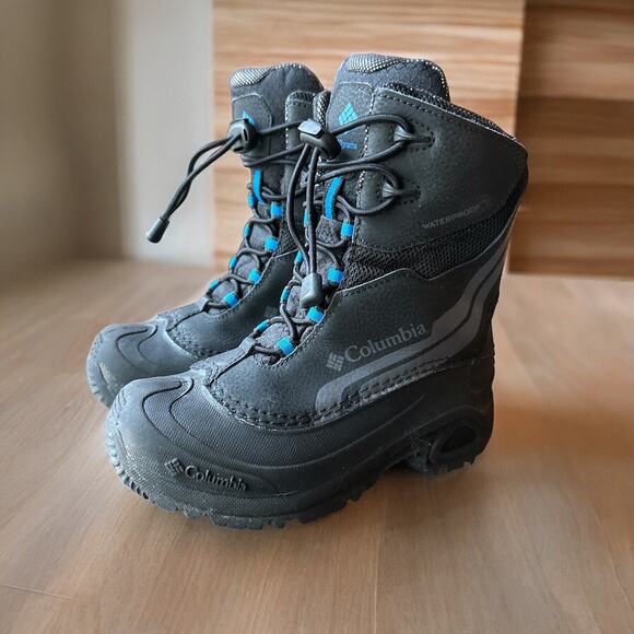 Columbia Waterproof Bugaboot IV Omni-Heat Winter Boots, Boy Size 2, Black - Picture 1 of 8